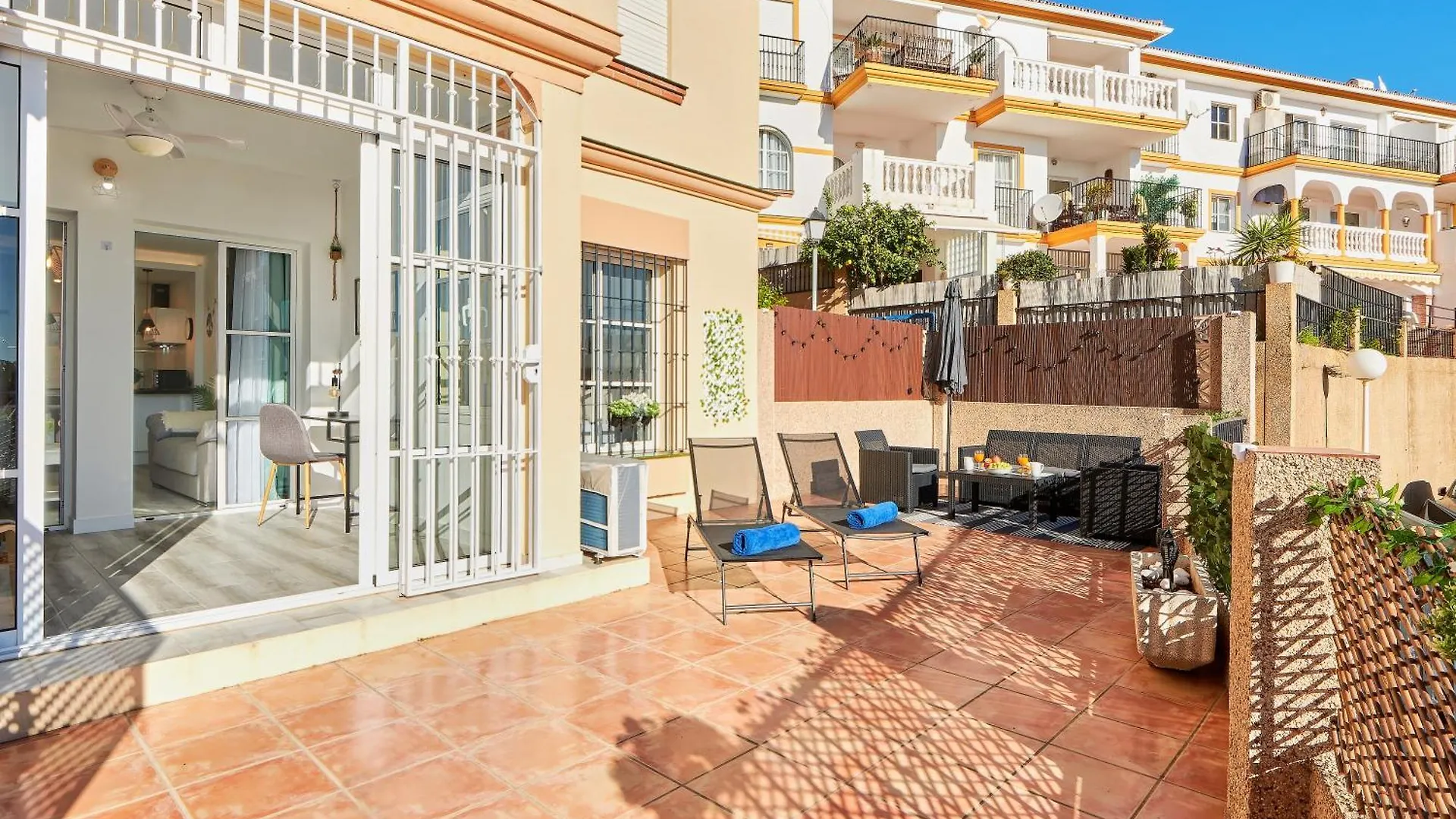 Faro I Lovely Apartment With Sunny Terrace, Barbacoa Pet Friendly In Mijas Costa & Fuengirola El Faro