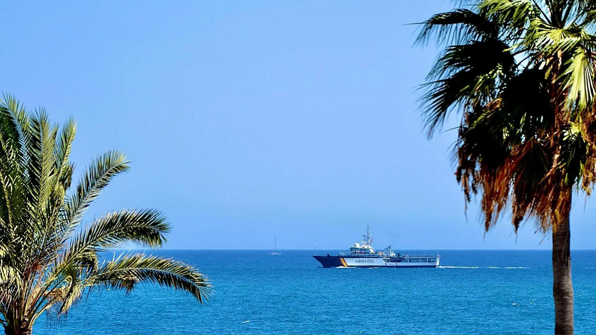Faro I Lovely Apartment With Sunny Terrace, Barbacoa Pet Friendly In Mijas Costa & Fuengirola El Faro