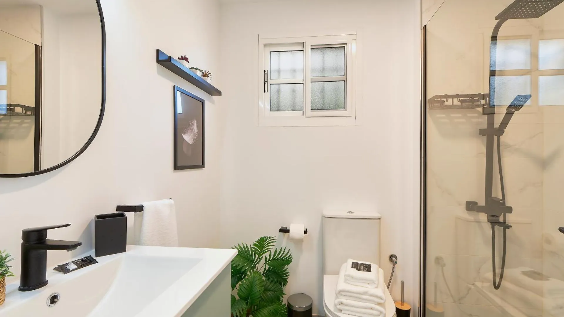 Faro I Lovely Apartment With Sunny Terrace, Barbacoa Pet Friendly In Mijas Costa & Fuengirola El Faro